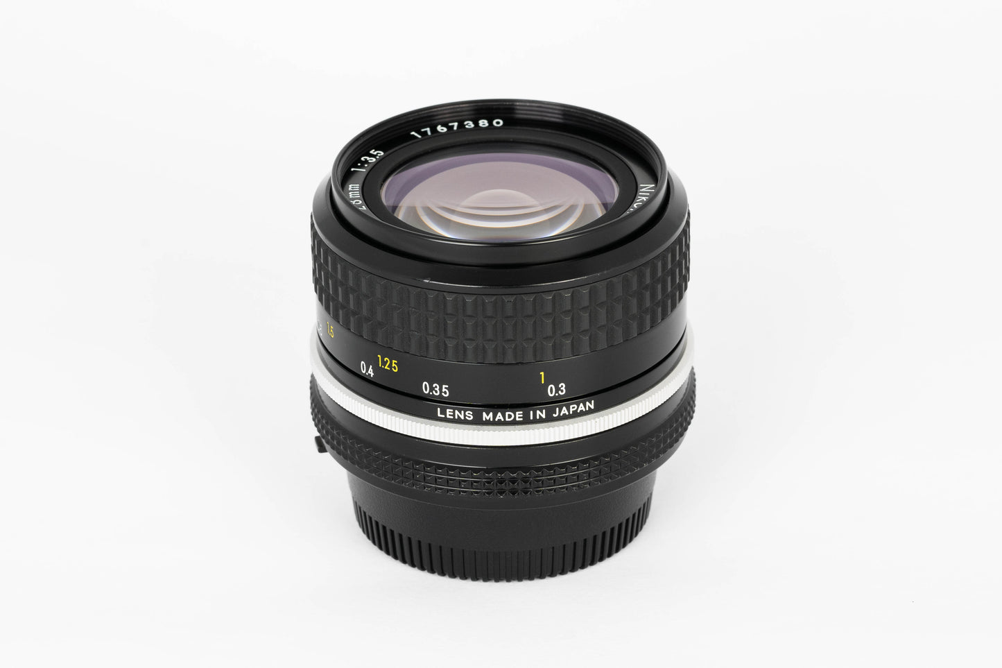 Nikon Ai Nikkor 28mm f/3.5 Manual Focus Wide Angle Lens From JAPAN