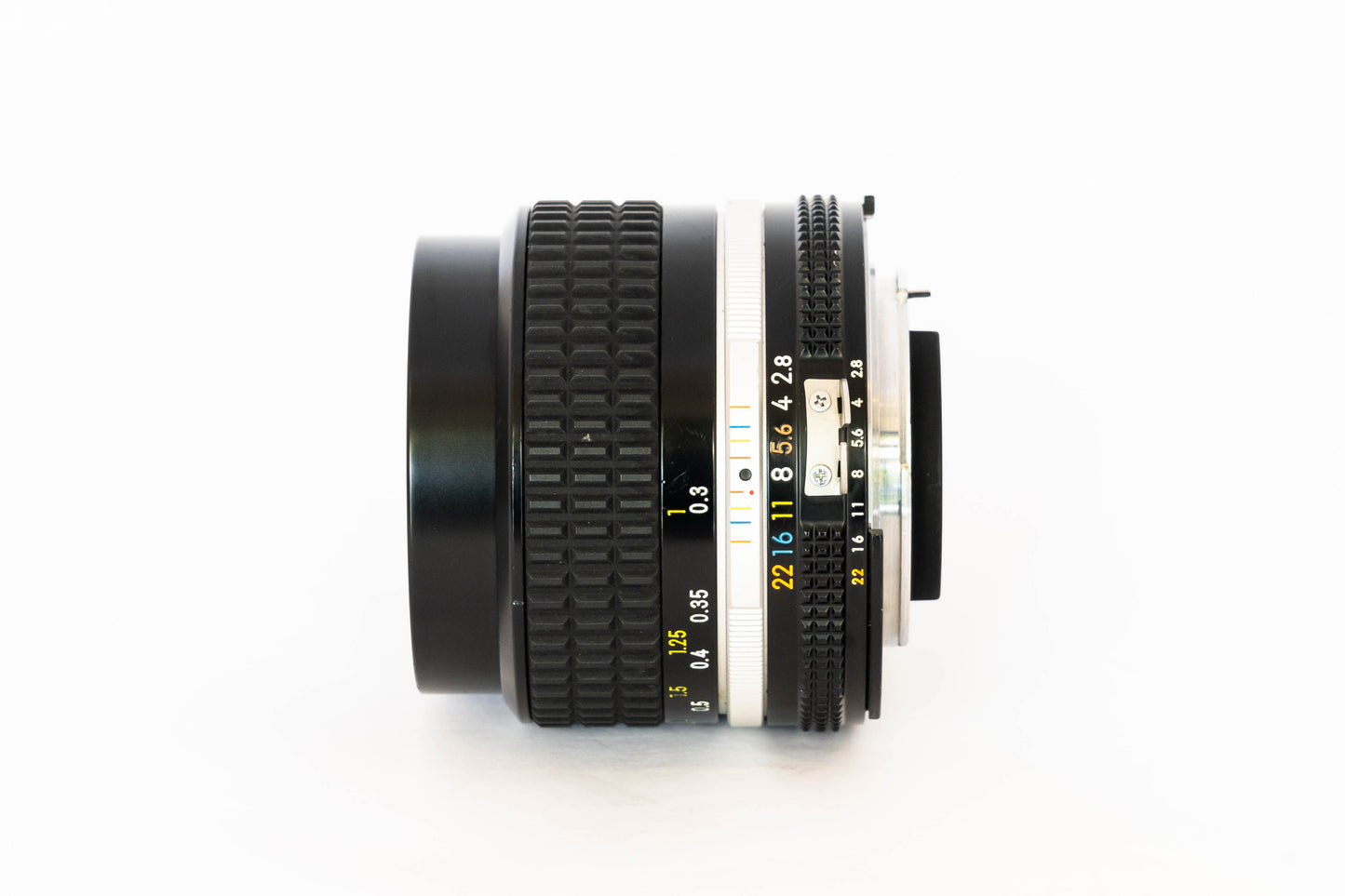 Nikon Ai-s AIS Nikkor 35mm F/2.8 MF Wide Angle Lens
