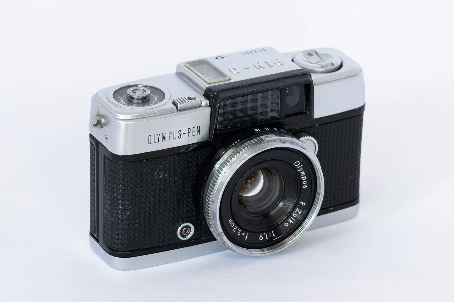 Olympus Pen-D 35mm Half Frame Film Camera 3.2cm F/1.9